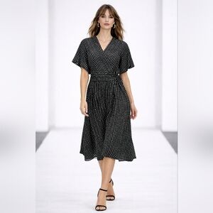 Diane von Furstenberg Silk Polka Dot Wrap Dress Black White Size 0 Classic DVF